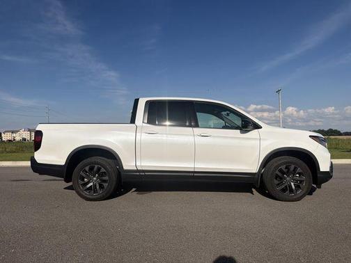 White 2023 Honda Ridgeline Sport
