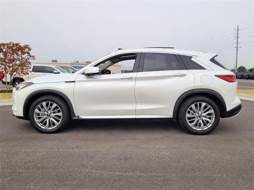 2024 INFINITI QX50 Luxe