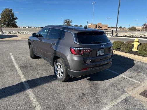 2024 Jeep Compass Sport