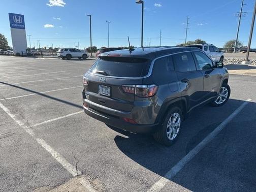 2024 Jeep Compass Sport