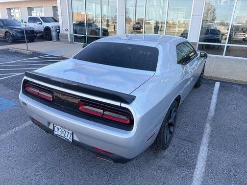 2020 Dodge Challenger SXT