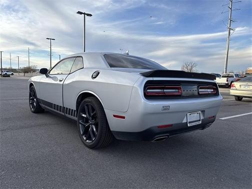 2020 Dodge Challenger SXT