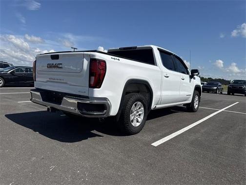 2023 GMC Sierra 1500 SLE