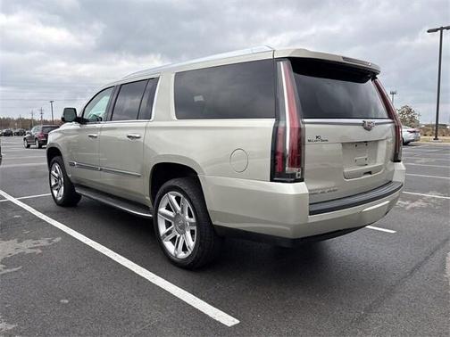 2016 Cadillac Escalade ESV Luxury