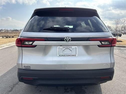 2025 Toyota Grand Highlander LE