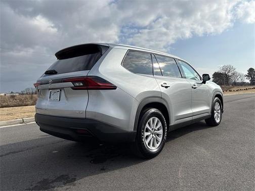 2025 Toyota Grand Highlander LE