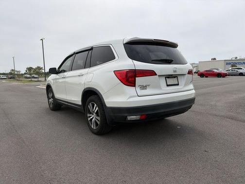 Diamond White 2018 Honda Pilot EX-L