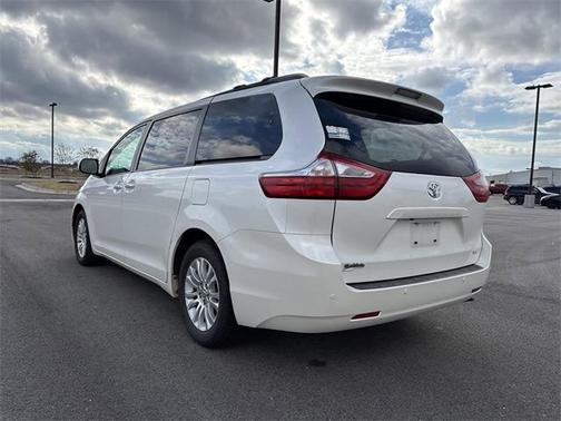 2015 Toyota Sienna XLE