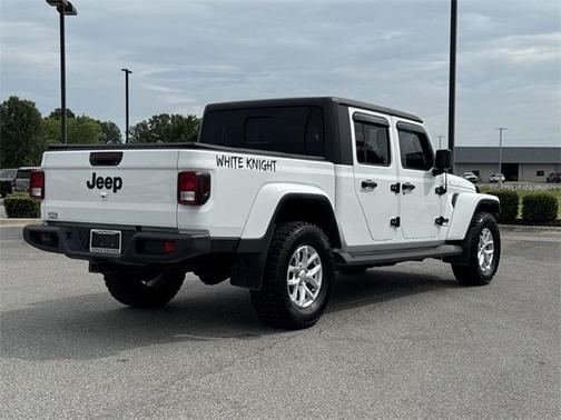 2023 Jeep Gladiator Sport