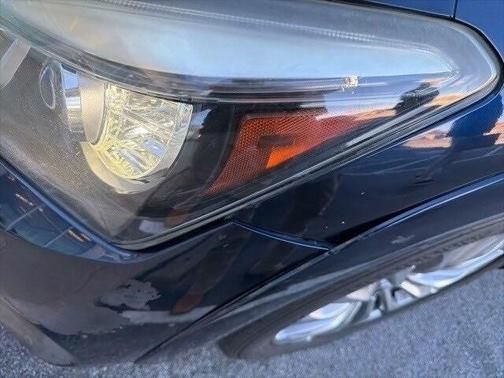 2015 INFINITI QX80 Base