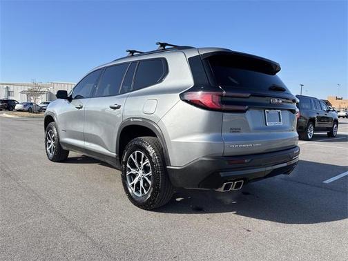 2025 GMC Acadia AT4