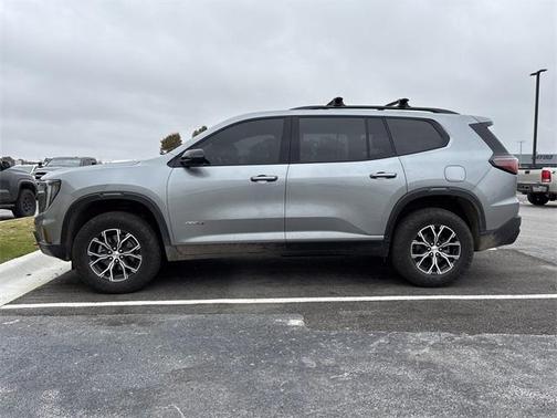 2025 GMC Acadia AT4