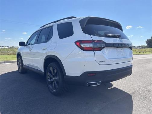 2025 Honda Pilot Sport