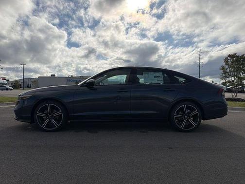 Still Night Pearl 2026 Honda Accord SE