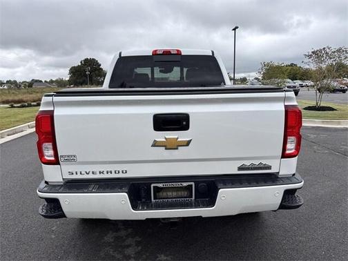 2017 Chevrolet Silverado 1500 High Country