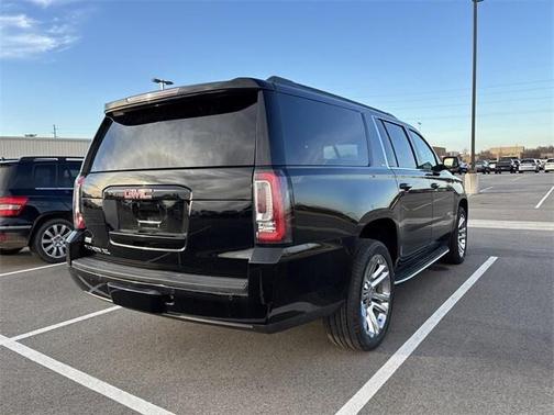2020 GMC Yukon XL SLT