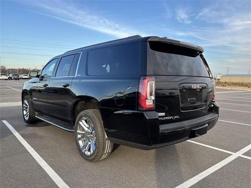2020 GMC Yukon XL SLT