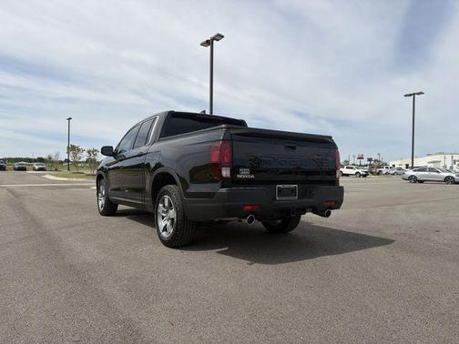 Black 2025 Honda Ridgeline RTL