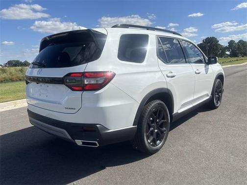 2025 Honda Pilot Touring+