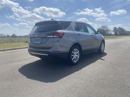 Sterling Gray Metallic 2024 Chevrolet Equinox LT