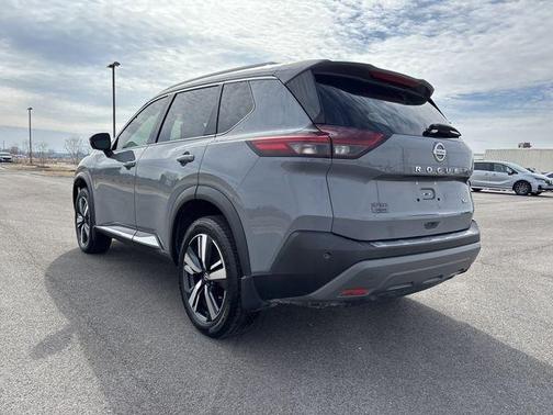 2021 Nissan Rogue SL