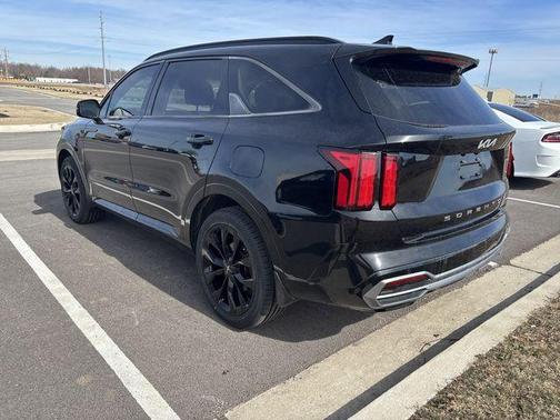 2022 Kia Sorento SX