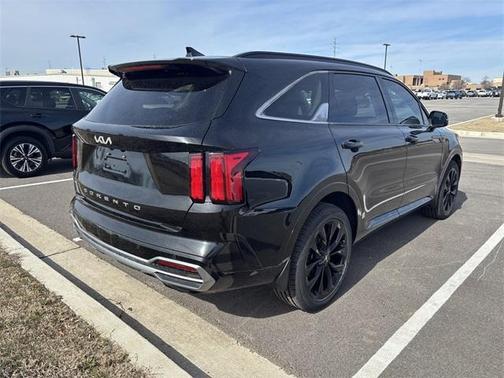2022 Kia Sorento SX