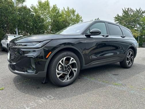 INFINITE BLACK MET CC 2025 Lincoln Nautilus PREMIERE