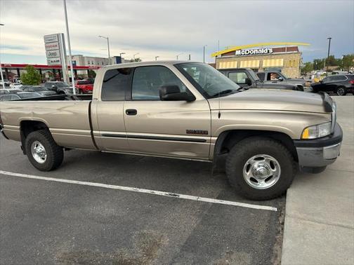 2002 Dodge Ram 2500 Base