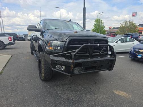2017 RAM 3500 Big Horn Crew Cab 4x4 8' Box