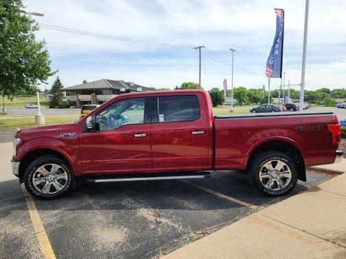 Ruby Red Metallic Tinted Clearcoat 2019 Ford F-150 Lariat