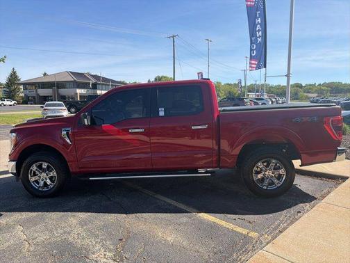 Rapid Red Metallic Tinted Clearcoat 2022 Ford F-150 XLT