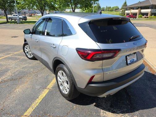 Iconic Silver Metallic 2023 Ford Escape Active