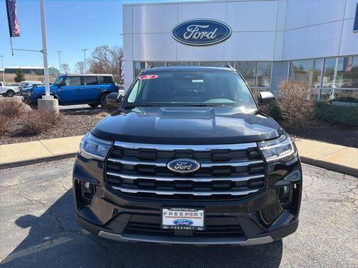 Agate Black Metallic 2026 Ford Explorer Active