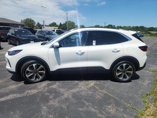 2023 Ford Escape Platinum