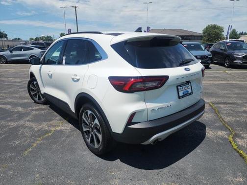 2023 Ford Escape Platinum