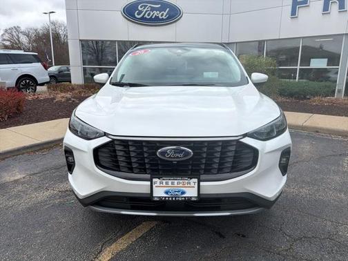 2026 Ford Escape Platinum