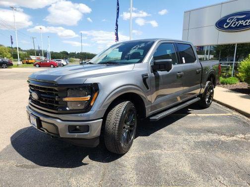Carbonized Gray Metallic 2026 Ford F-150 XLT