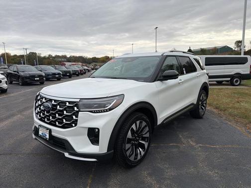 2025 Ford Explorer Platinum