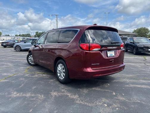 2017 Chrysler Pacifica Touring
