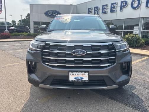 2025 Ford Explorer Active