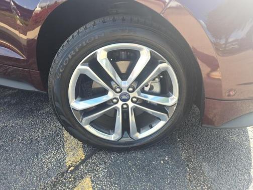 2018 Ford Edge Sport