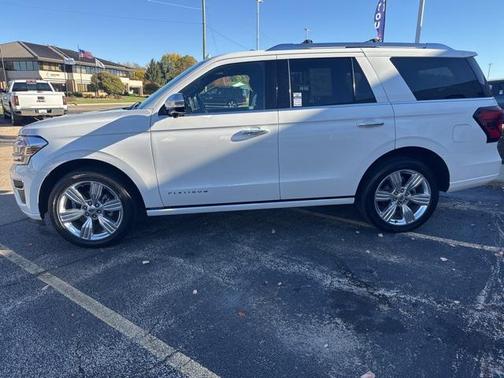 2022 Ford Expedition Platinum