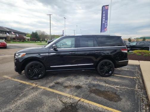 2024 Lincoln Navigator Reserve