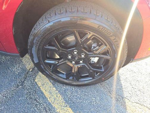 Ruby Red Metallic Tinted Clearcoat 2025 Ford Maverick XLT