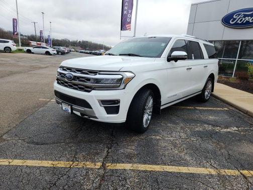 Star White Metallic Tri-Coat 2022 Ford Expedition Max Platinum