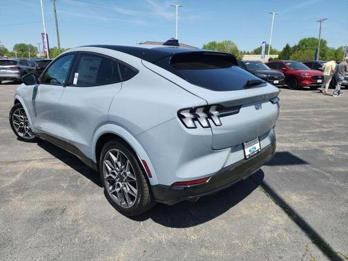 2025 Ford Mustang Mach-E GT