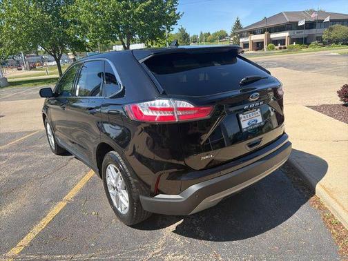 Agate Black Metallic 2023 Ford Edge SEL