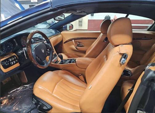 2013 Maserati GranTurismo Base