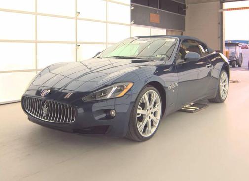 2013 Maserati GranTurismo Base